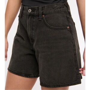 Abercrombie & Fitch Curve Love High Rise 7” Dad Shorts
